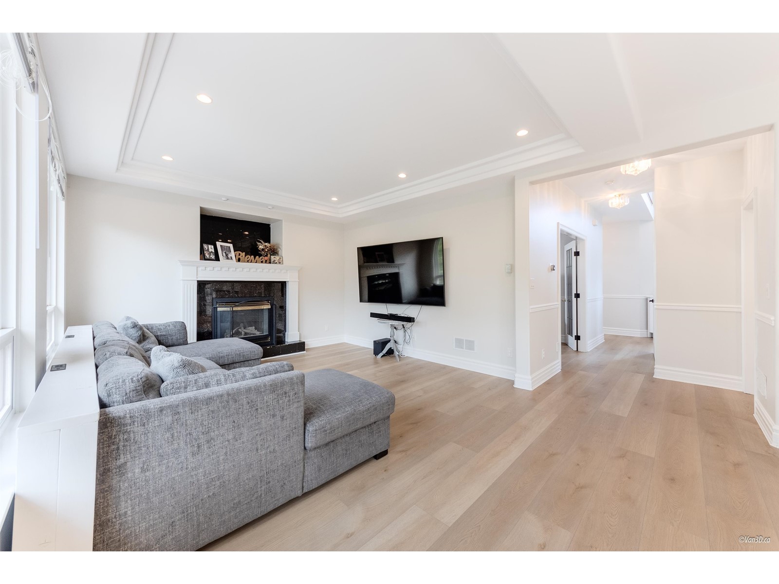 34758 Pakenham Place, Mission, British Columbia  V2V 7A6 - Photo 10 - R3000592