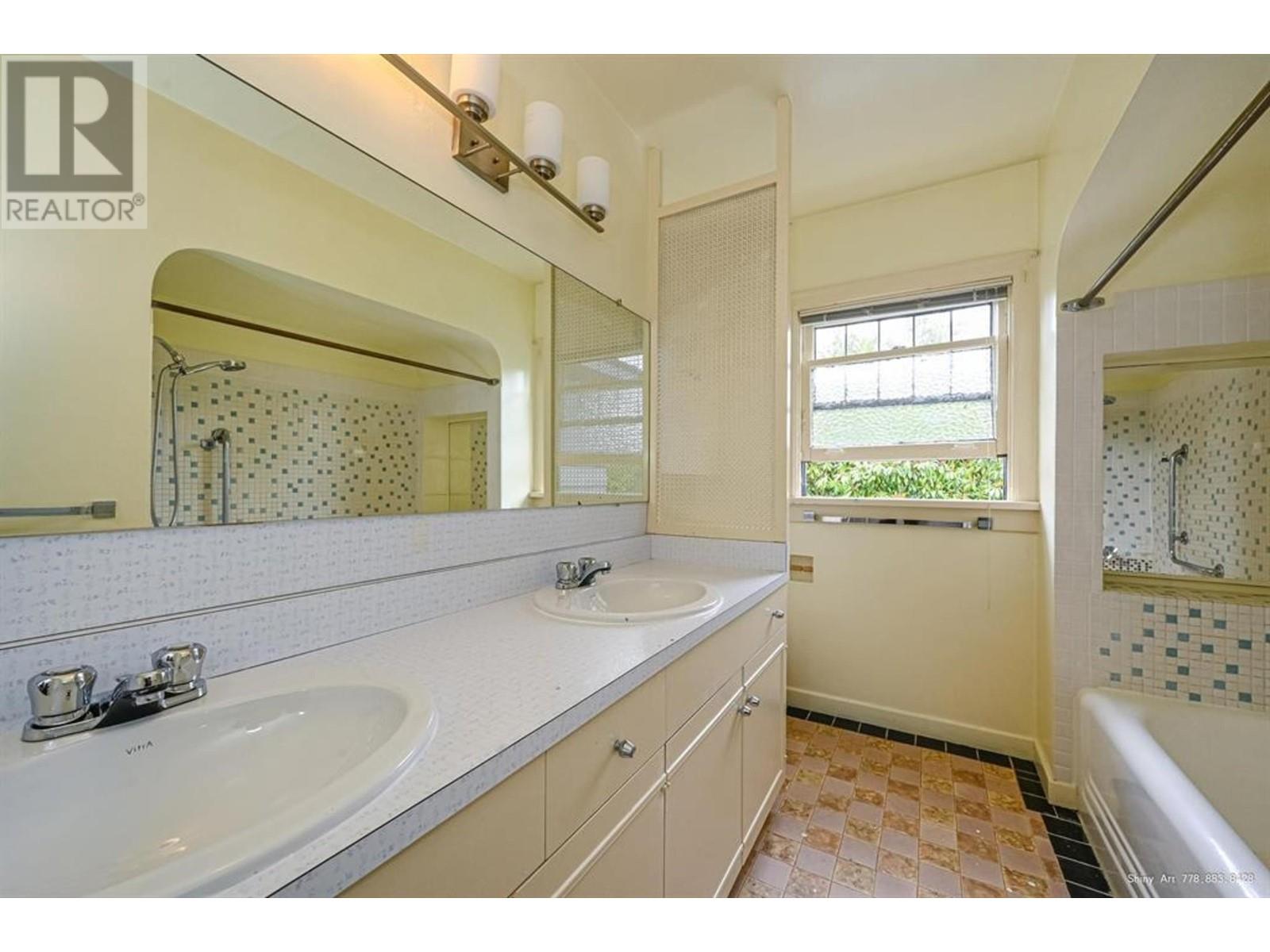 1383 W 32 Avenue, Vancouver, British Columbia  V6H 2J4 - Photo 8 - R2997368