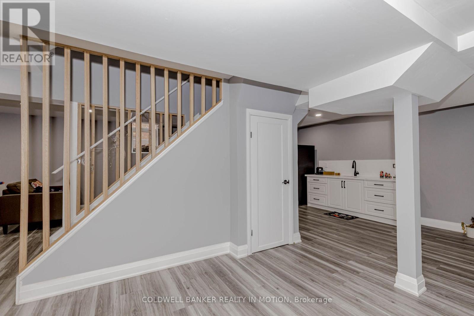 42 River Glen Blvd Boulevard S, Oakville, Ontario  L6H 5Z6 - Photo 44 - W12134893