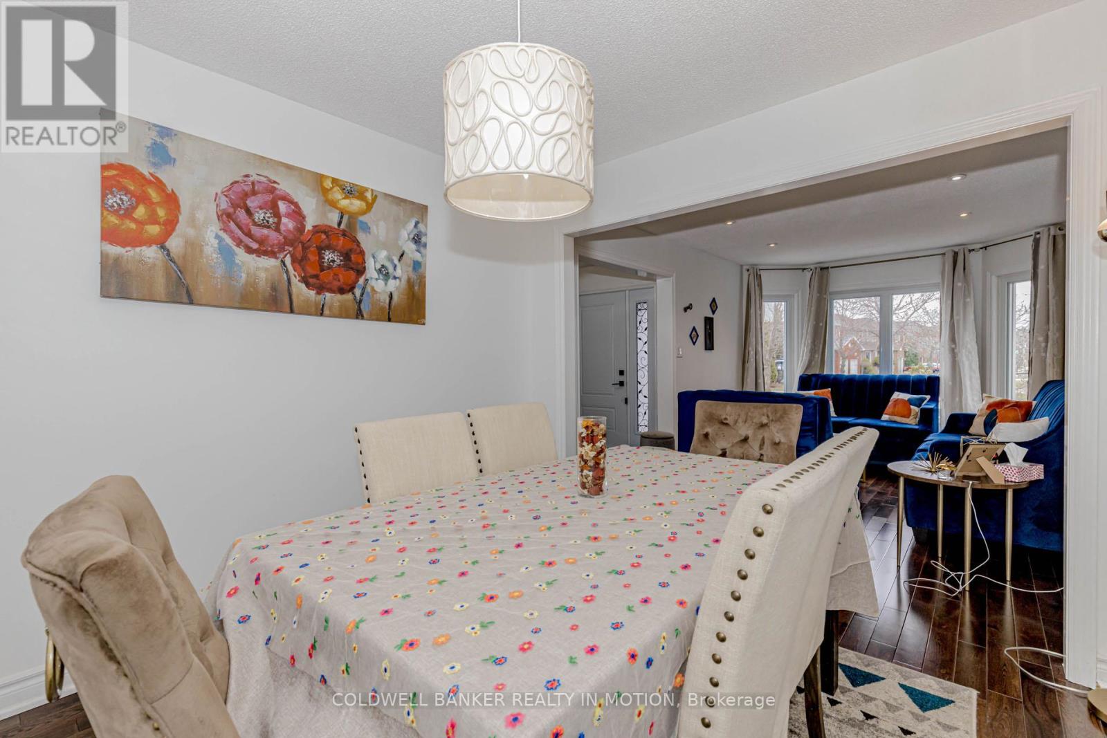 42 River Glen Blvd Boulevard S, Oakville, Ontario  L6H 5Z6 - Photo 10 - W12134893