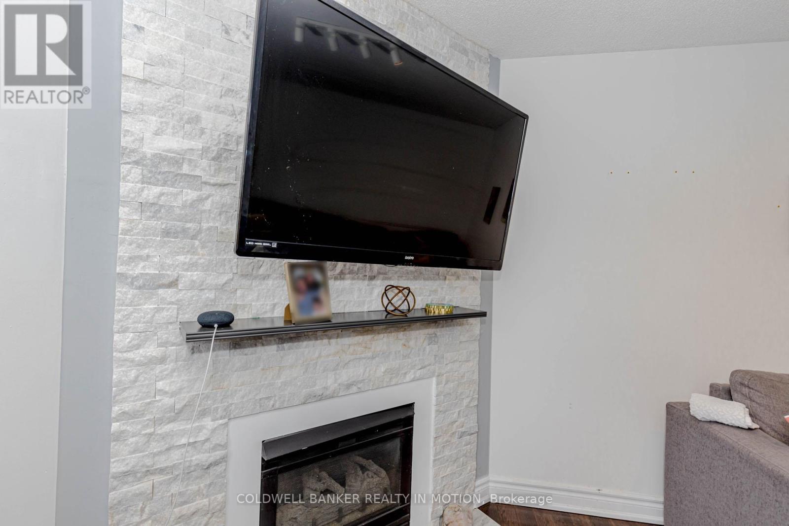 42 River Glen Blvd Boulevard S, Oakville, Ontario  L6H 5Z6 - Photo 23 - W12134893