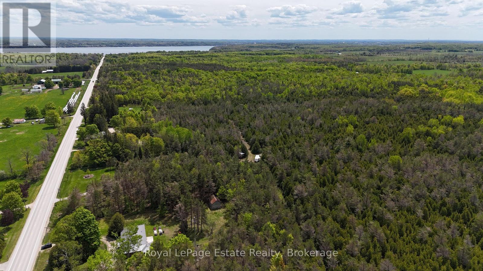 478 Bruce Rd 9, South Bruce Peninsula, Ontario  N0H 2T0 - Photo 4 - X12135541