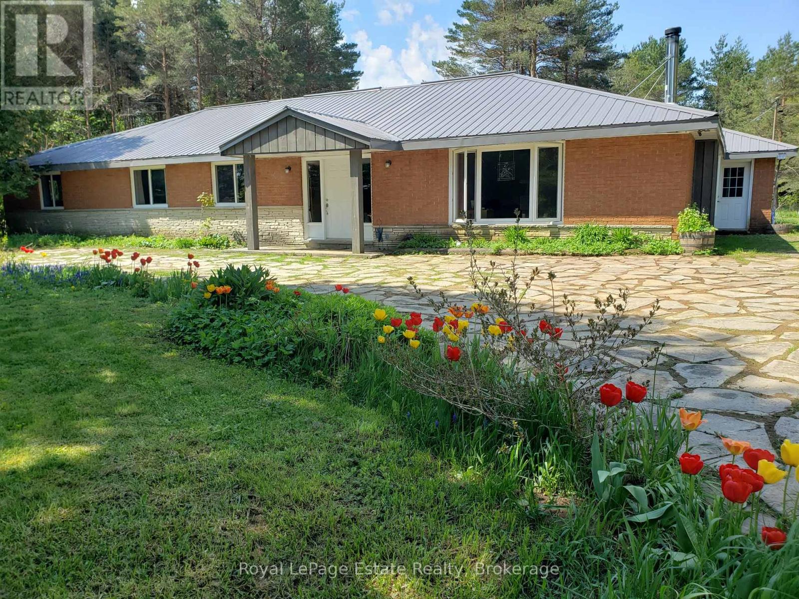 478 Bruce Rd 9, South Bruce Peninsula, Ontario  N0H 2T0 - Photo 6 - X12135541