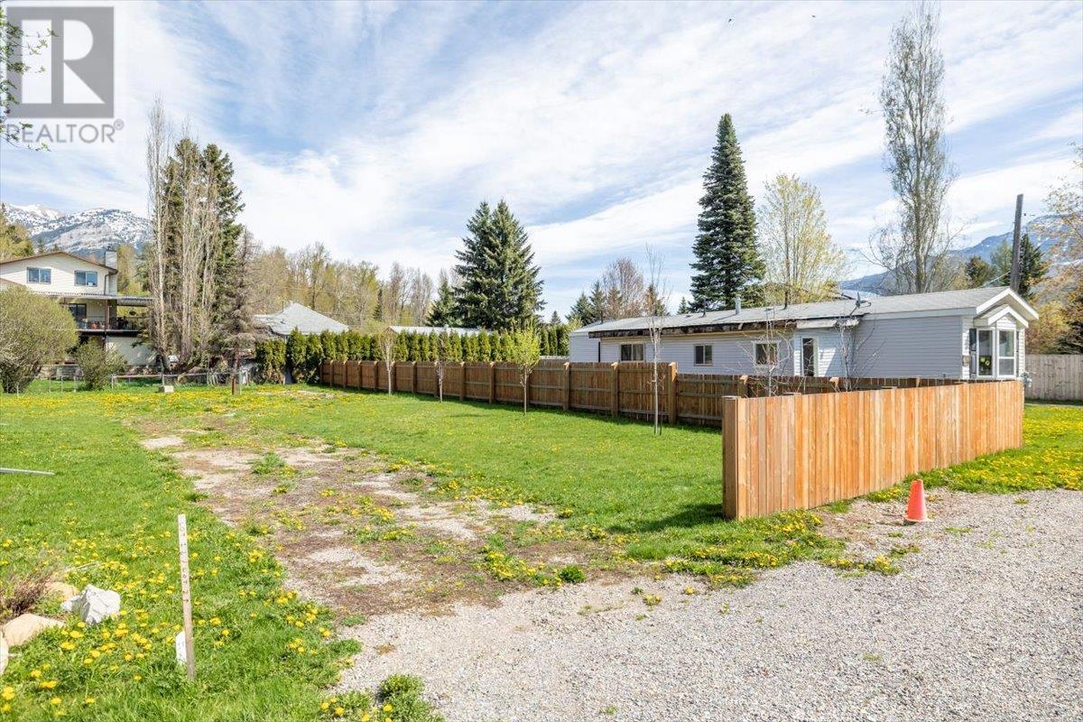 Lot 2 Hand Avenue, Fernie, British Columbia  V0B 1M1 - Photo 2 - 10347126