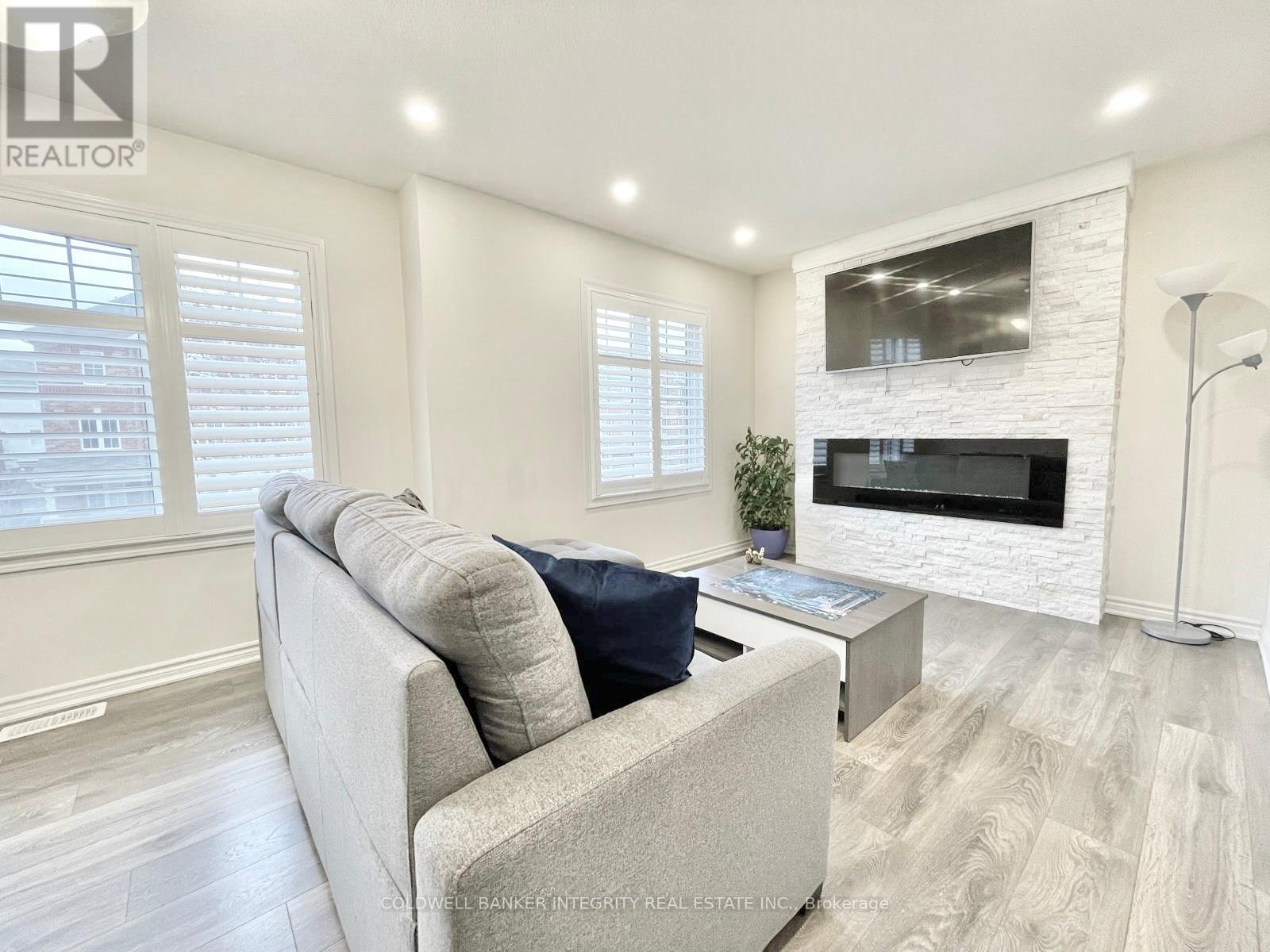 2754 Sapphire Drive, Pickering, Ontario  L1X 0E7 - Photo 6 - E12132457