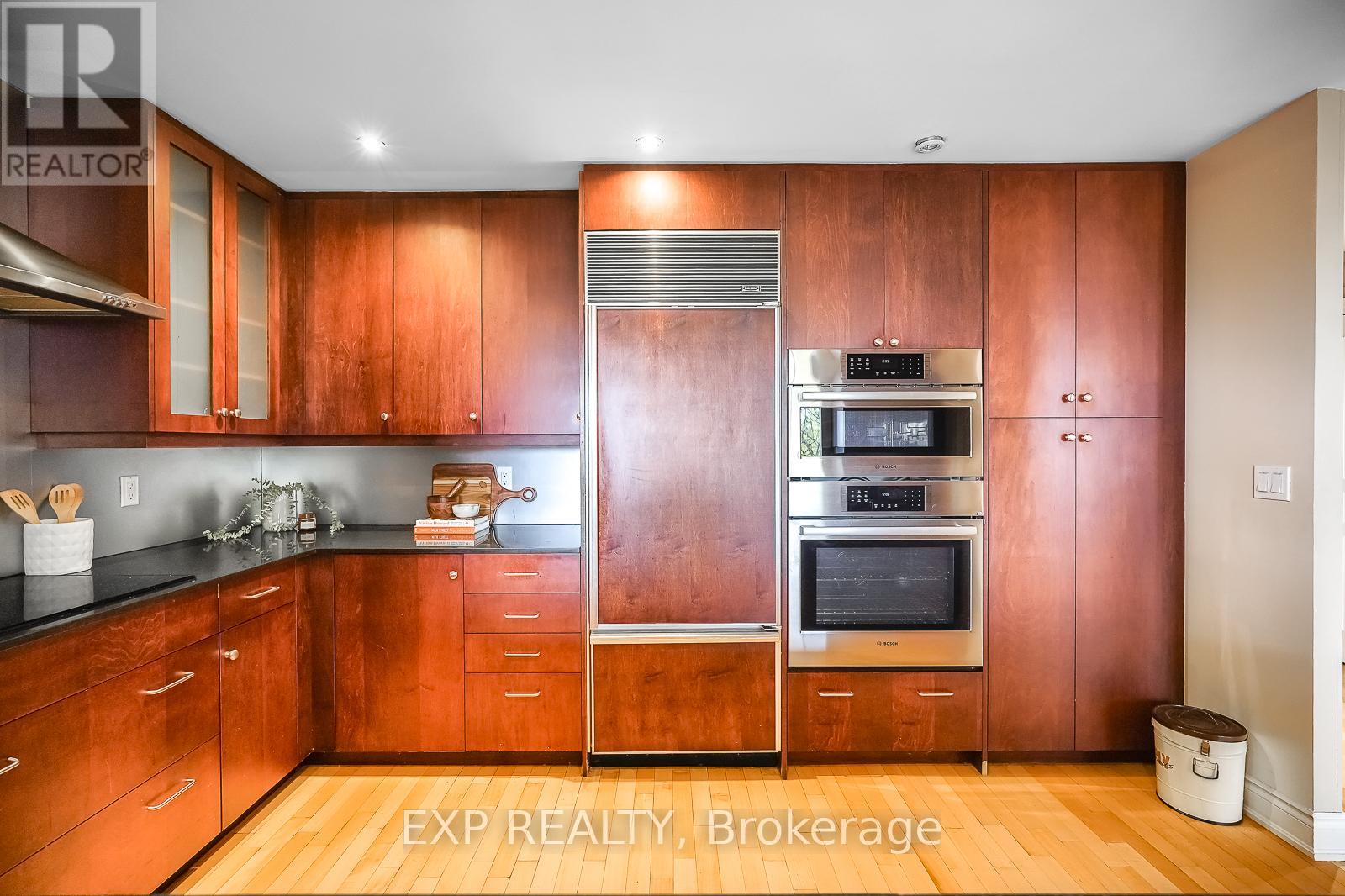 502 - 2 Roxborough Street E, Toronto, Ontario  M4W 3V7 - Photo 16 - C12135549