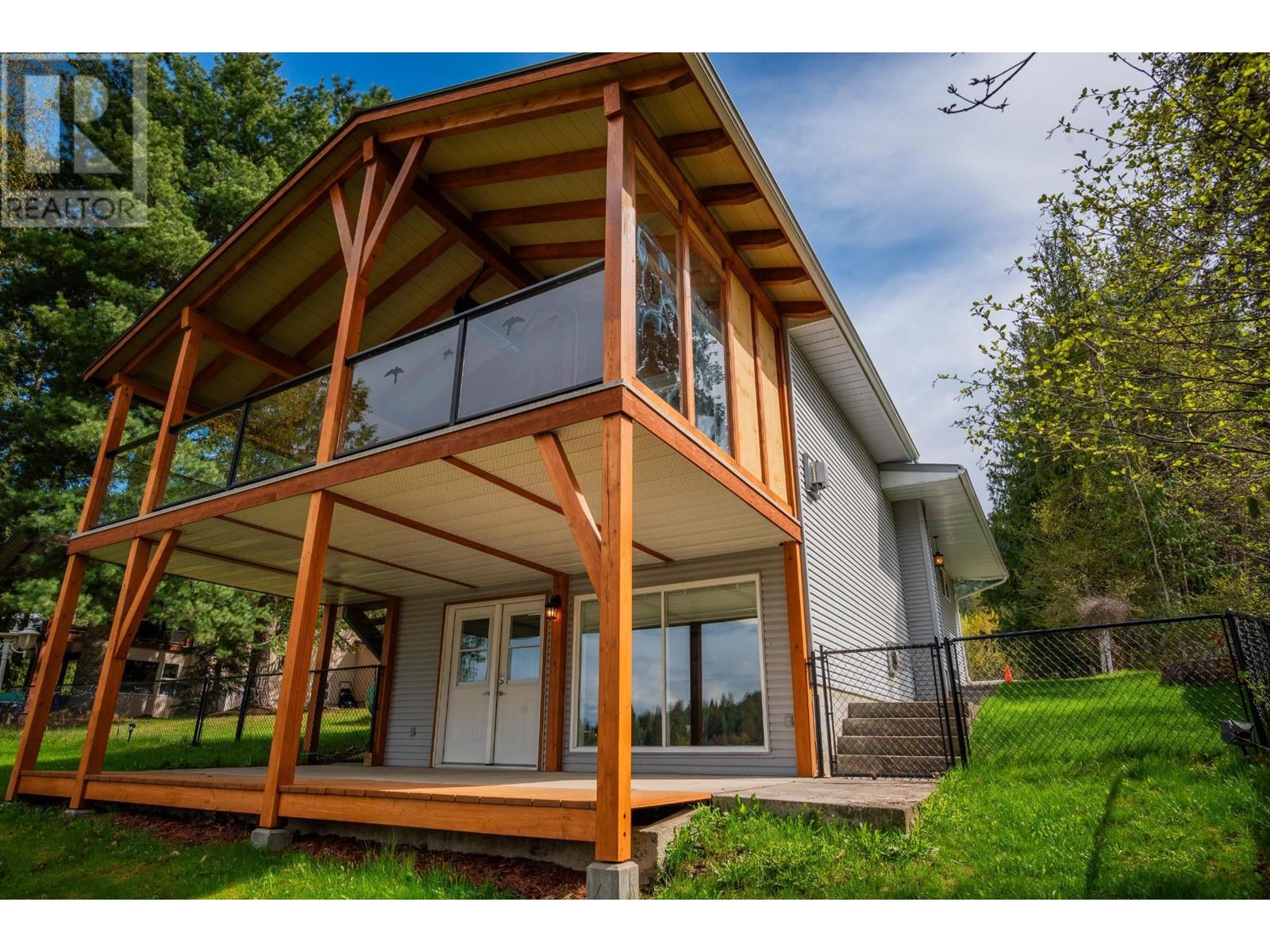 7597 Ross Road, Procter, British Columbia  V1L 6R5 - Photo 28 - 10341350