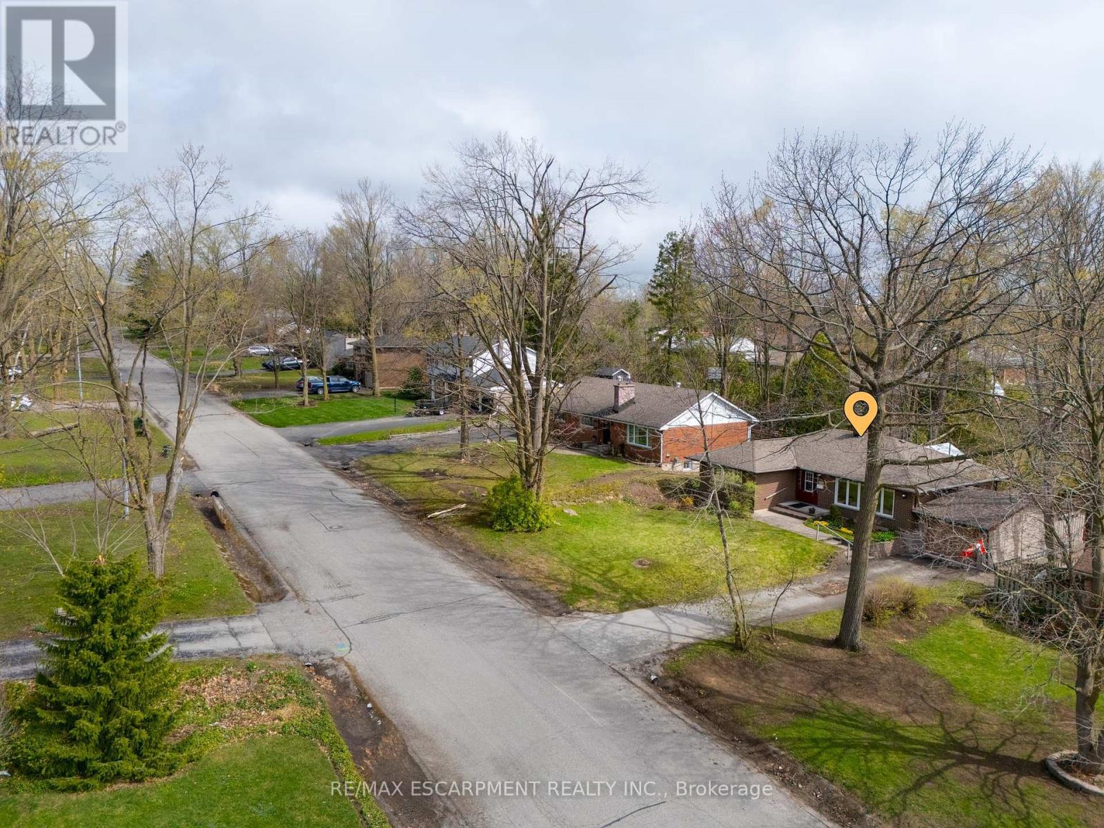 Property at 182 LAWRENCE AVENUE image 4