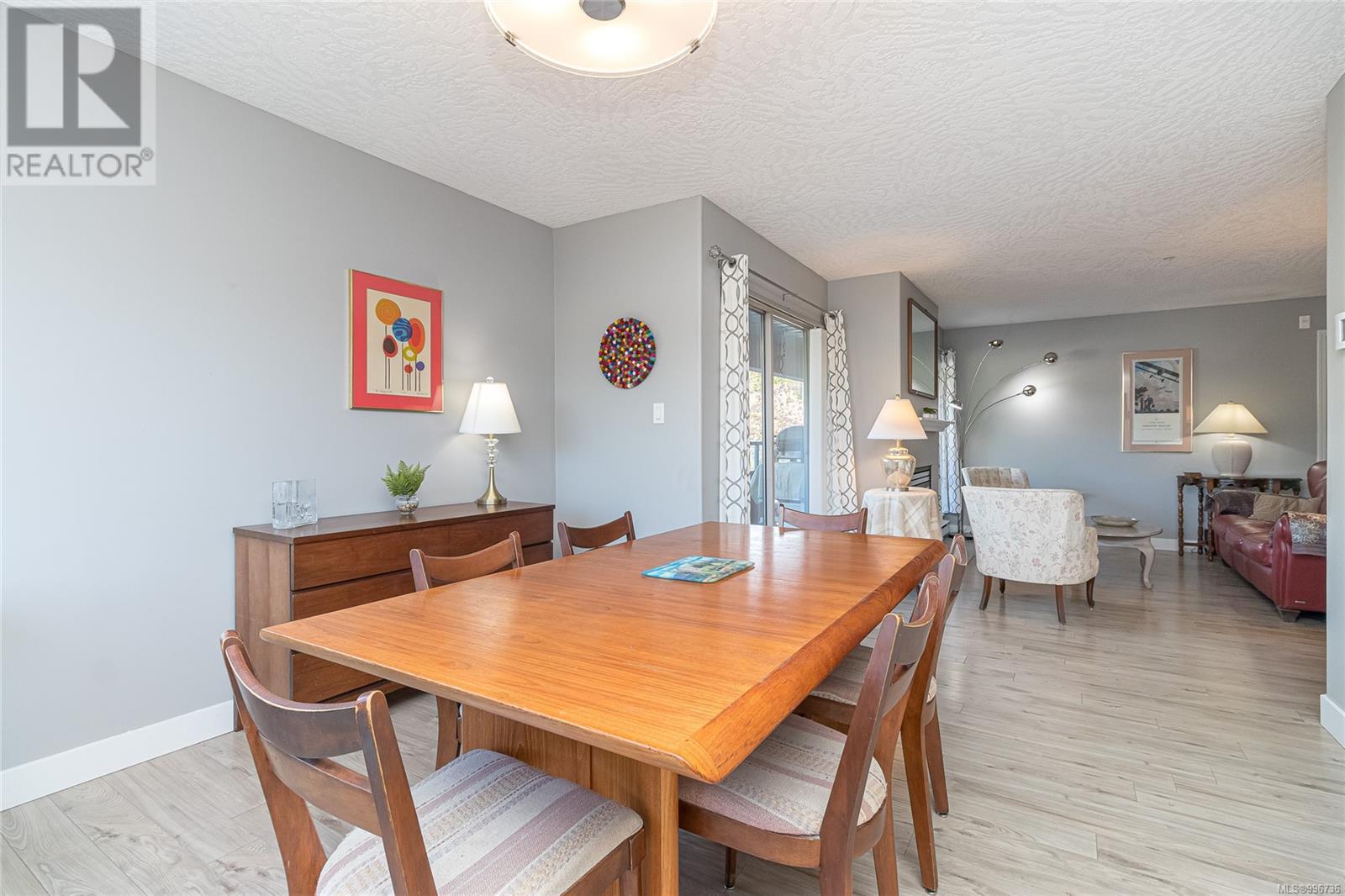210 1100 Union Rd, Saanich, British Columbia  V8P 2J3 - Photo 5 - 996736