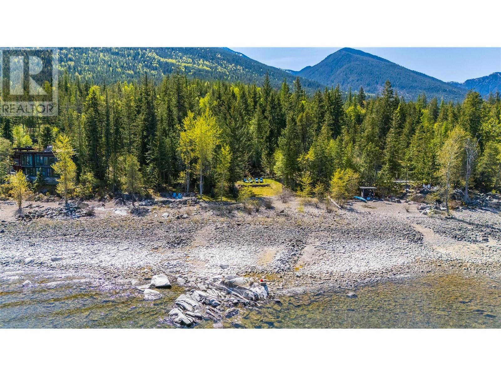 Property at 271 KOOTENAY LAKE Road image 4