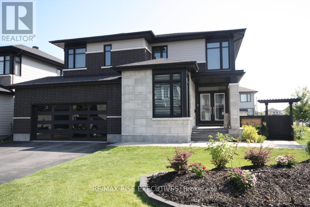Property at 165 FINSBURY AVENUE image 1