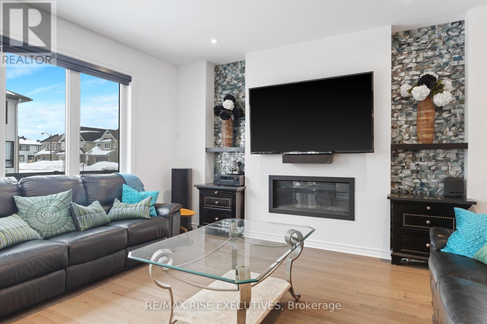 165 Finsbury Avenue, Ottawa, Ontario  K2S 2P5 - Photo 10 - X12135600