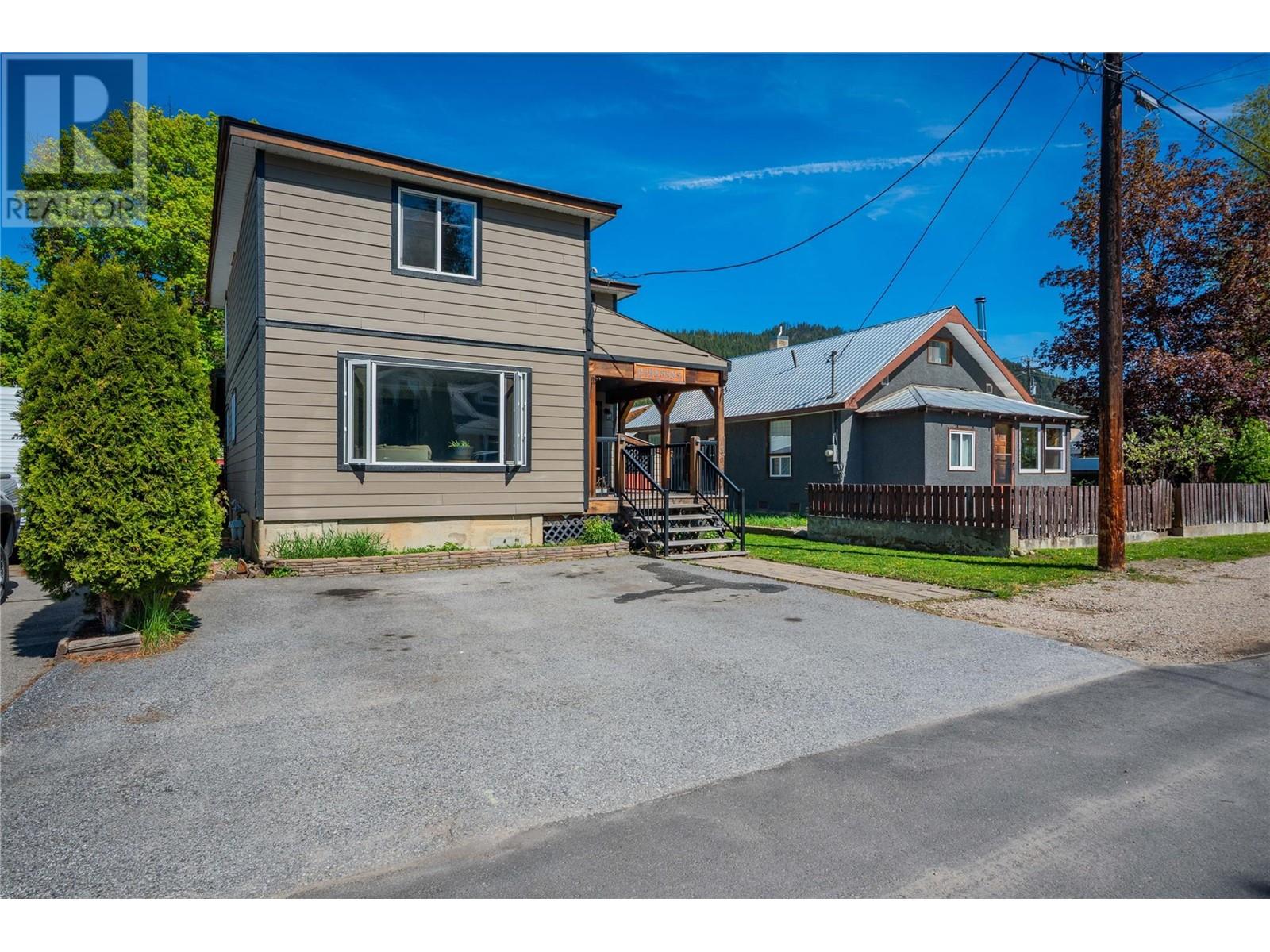 Property at 1921 Beaver Street image 3