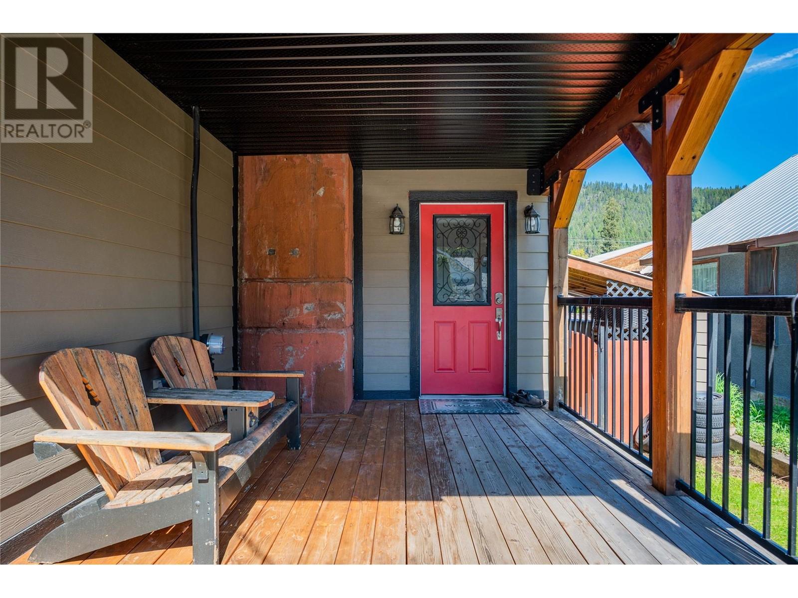 Property at 1921 Beaver Street image 4