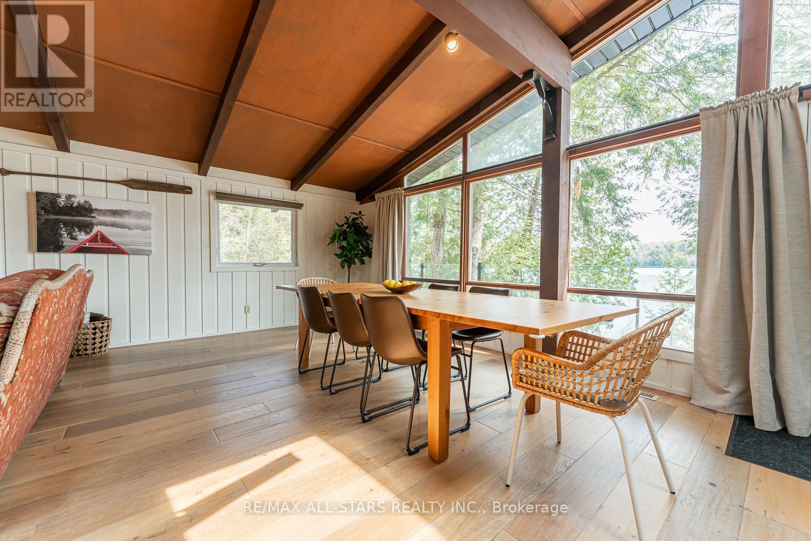1008 Rolland Drive, Dysart Et Al, Ontario  K0M 1S0 - Photo 12 - X12135512