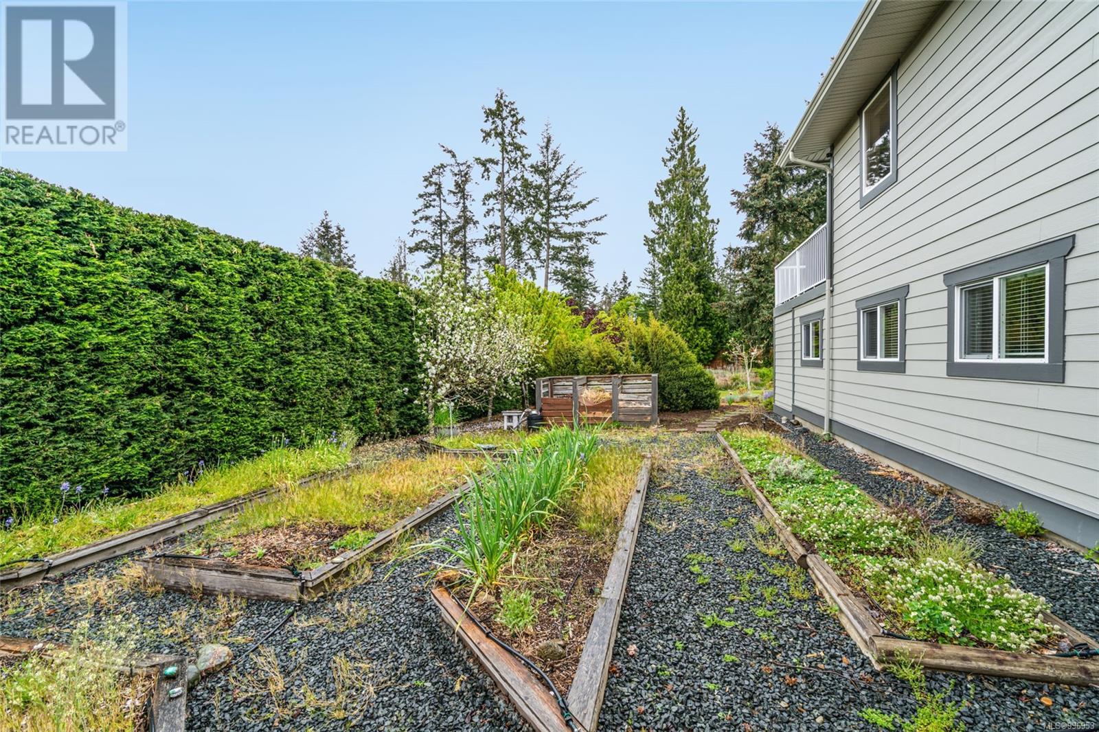 1623 Stone Lake Dr, Nanoose Bay, British Columbia  V9P 9L1 - Photo 41 - 996953