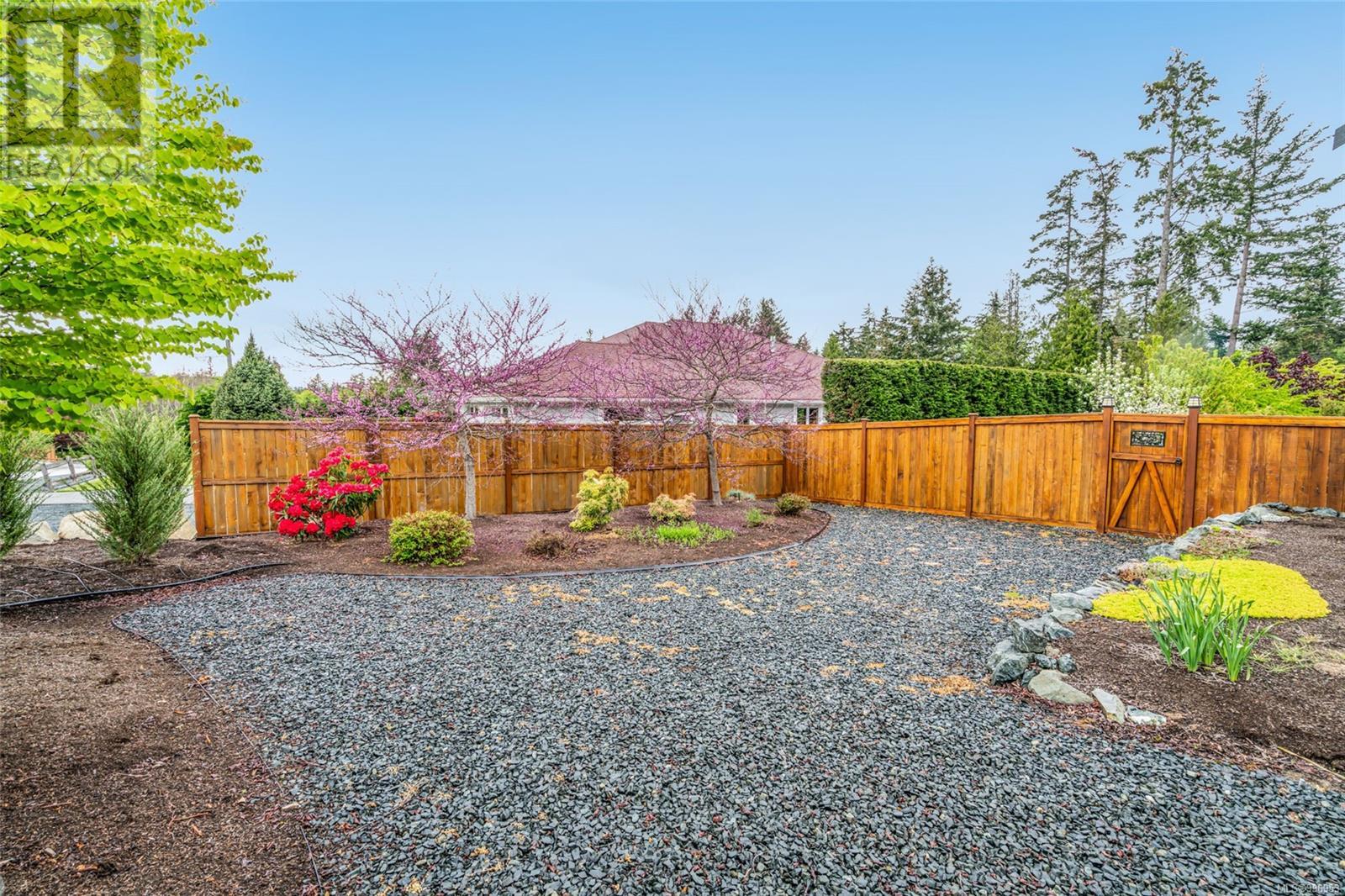 1623 Stone Lake Dr, Nanoose Bay, British Columbia  V9P 9L1 - Photo 11 - 996953