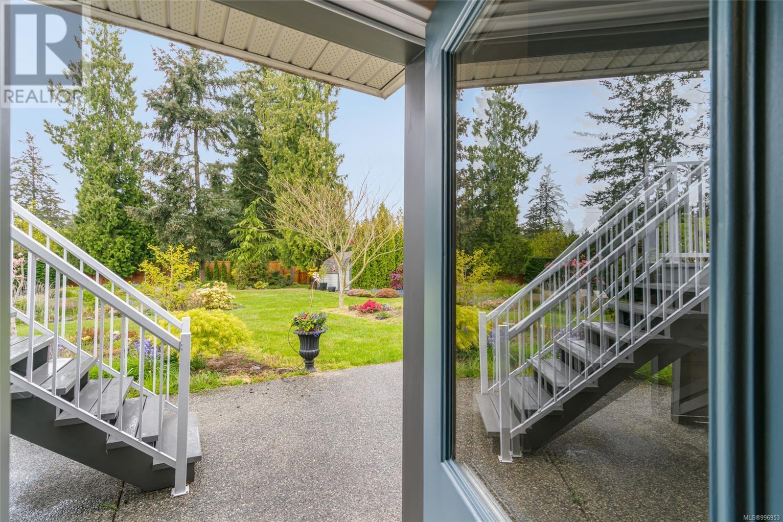 1623 Stone Lake Dr, Nanoose Bay, British Columbia  V9P 9L1 - Photo 37 - 996953