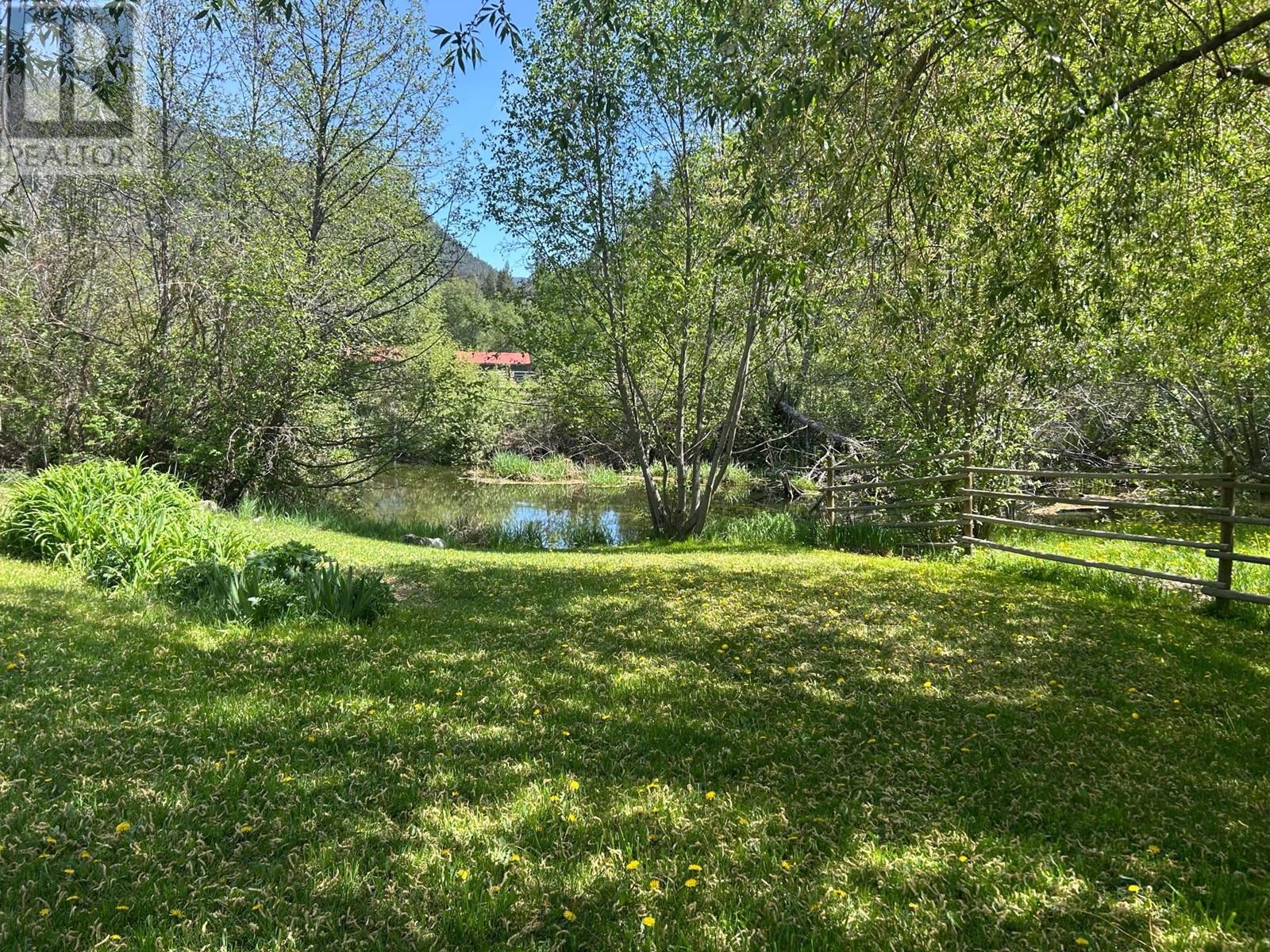 1285 Highway 3 E, Princeton, British Columbia  V0X 1W0 - Photo 2 - 10331779