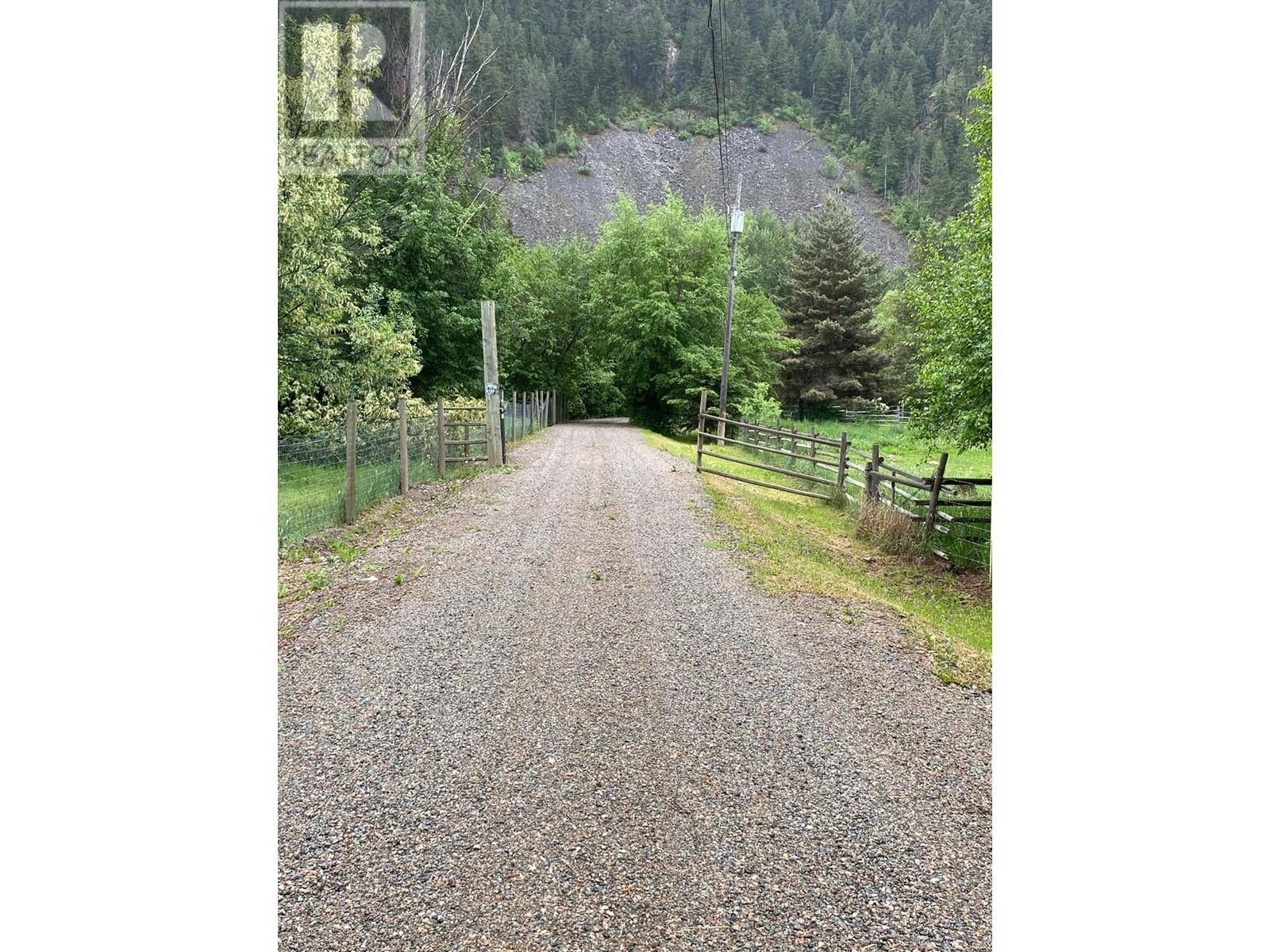 1285 Highway 3 E, Princeton, British Columbia  V0X 1W0 - Photo 25 - 10331779