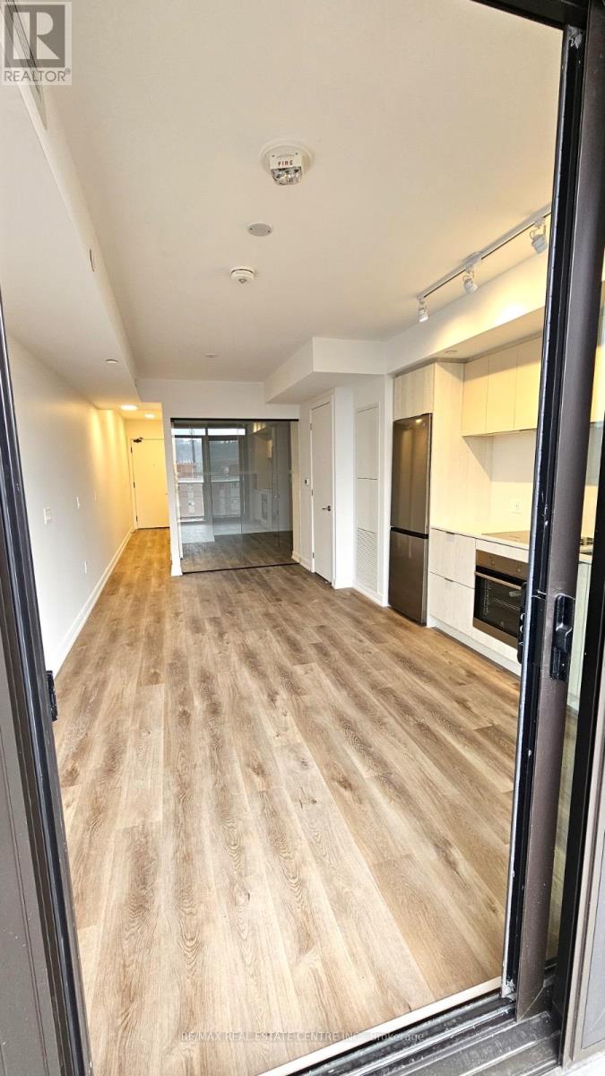 1302 - 1 Jarvis Street, Hamilton, Ontario  L8R 0A8 - Photo 6 - X12135372