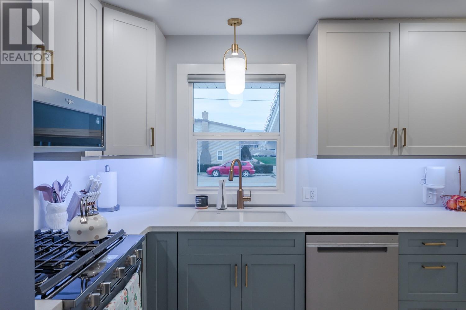 13807 Spencer Avenue, Summerland, British Columbia  V0H 1Z0 - Photo 10 - 10346971