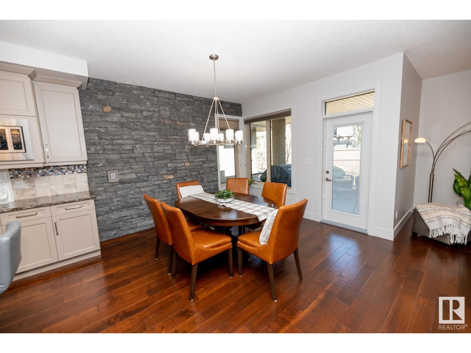 7358 May Cm Nw, Edmonton, Alberta  T6R 0V7 - Photo 17 - E4435347
