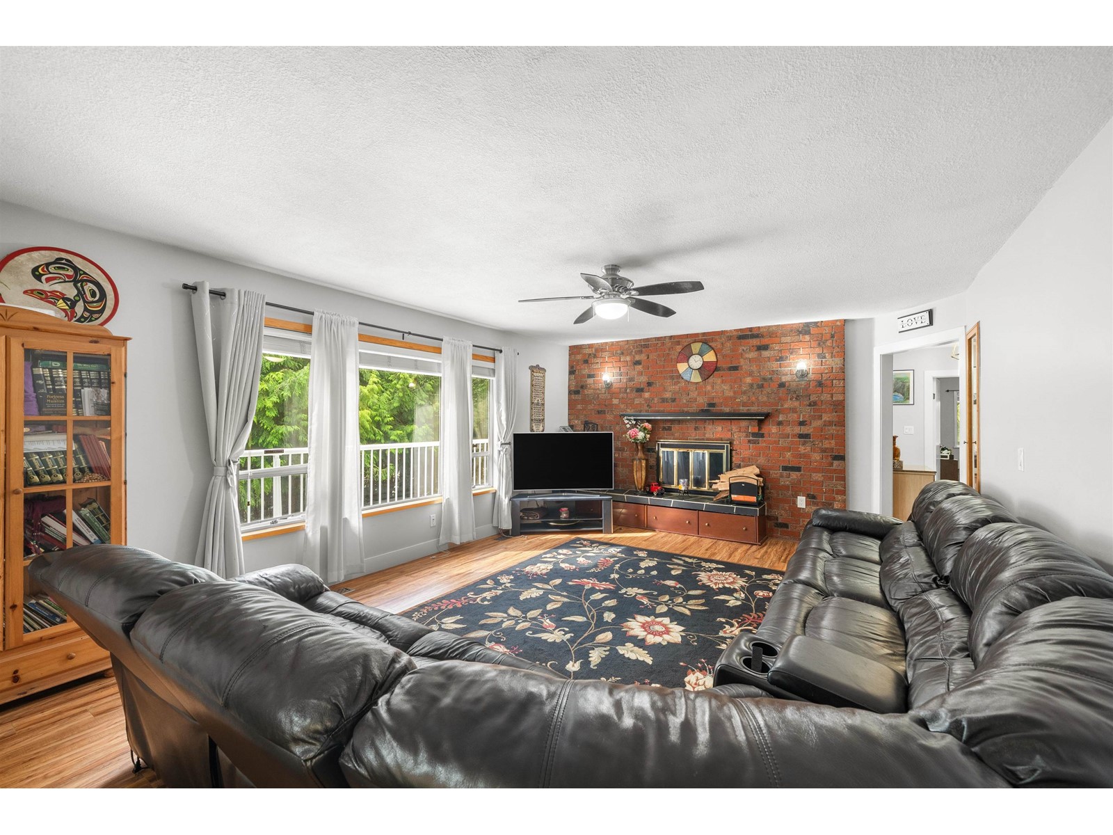 Property at 18676 32 AVENUE image 4