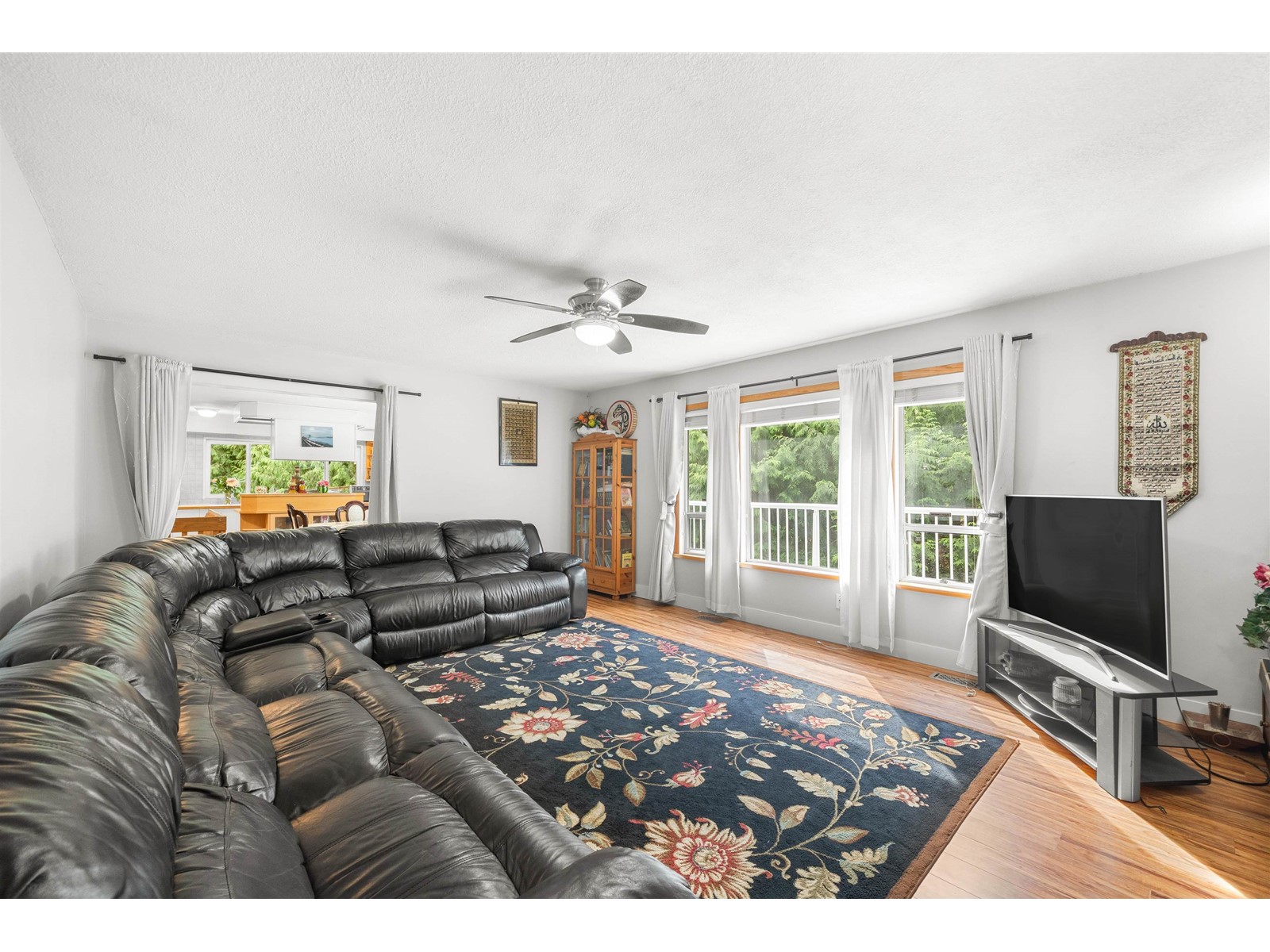 Property at 18676 32 AVENUE image 5