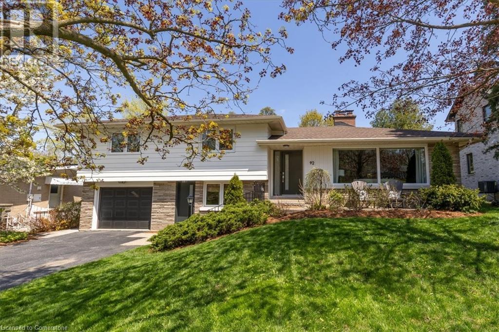 Property at 92 MARGARET Avenue N image 2