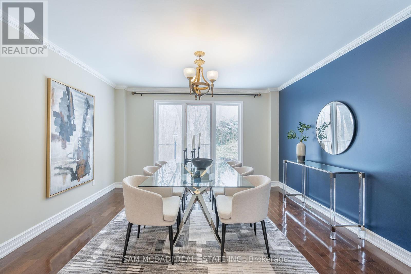 1836 Friar Tuck Court, Mississauga, Ontario  L5K 2L4 - Photo 7 - W12135601