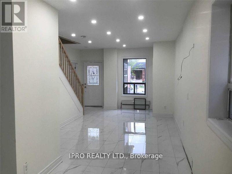 Property at 71 CLOUSTON AVENUE image 5