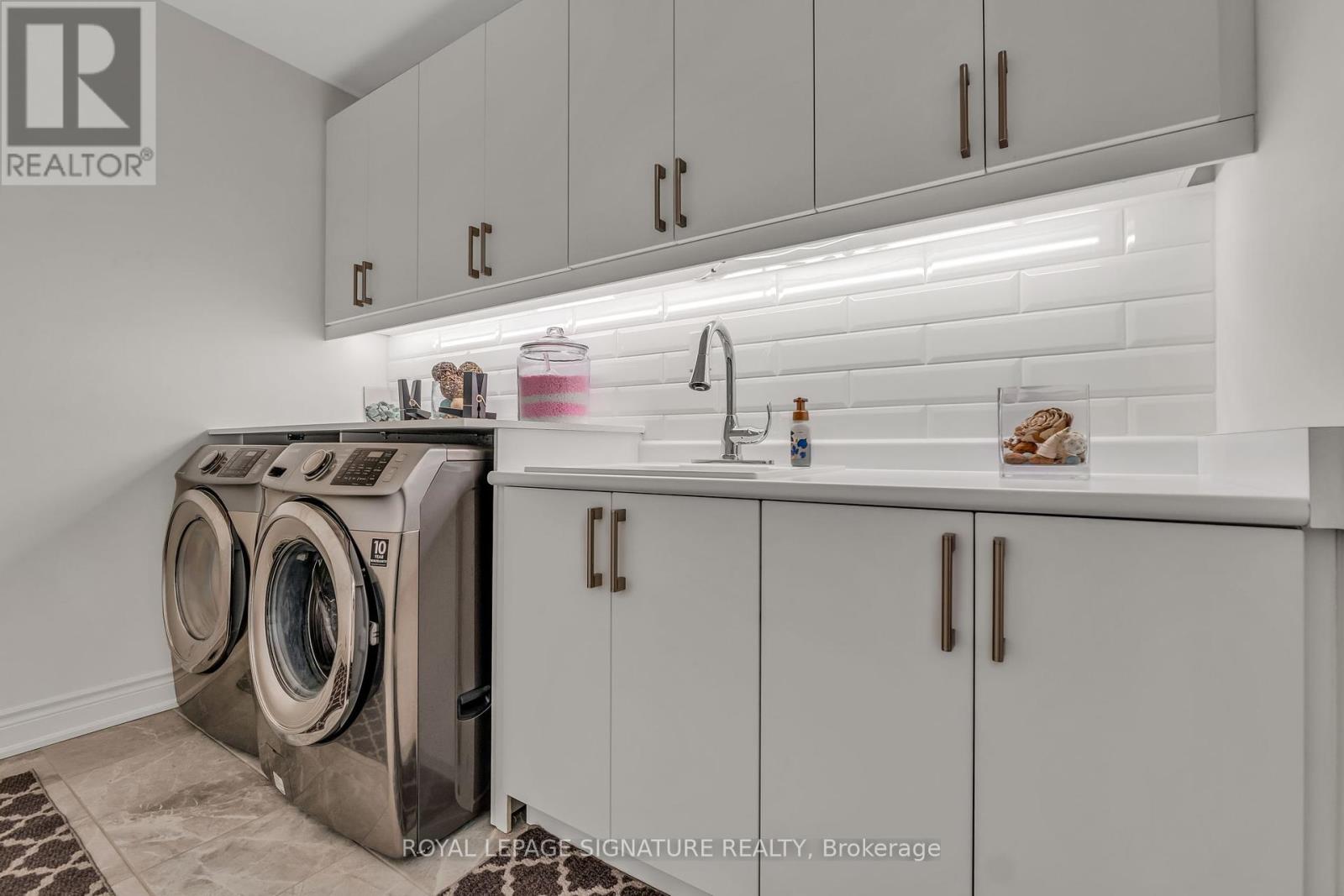 8 Gruenwald Gate, Brampton, Ontario  L6Y 0E3 - Photo 8 - W12135624