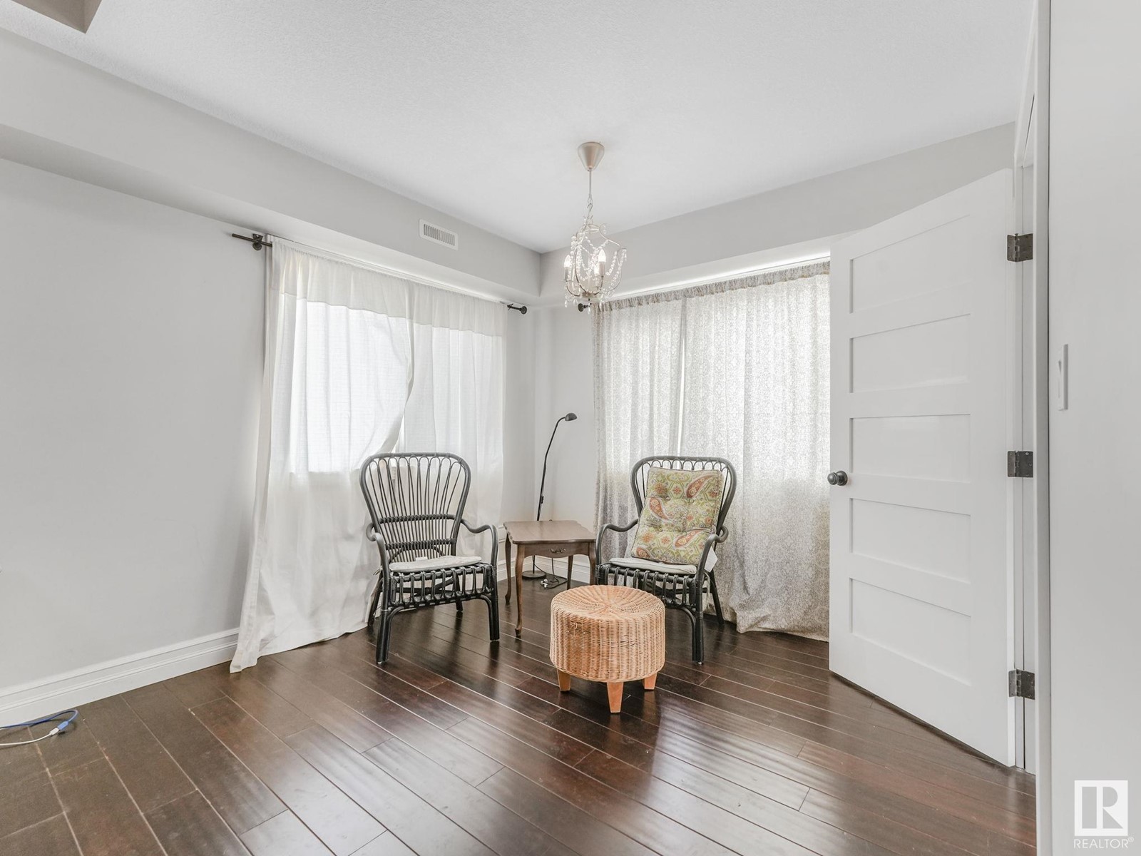 8724 92b Av Nw, Edmonton, Alberta  T6C 1S9 - Photo 27 - E4435355
