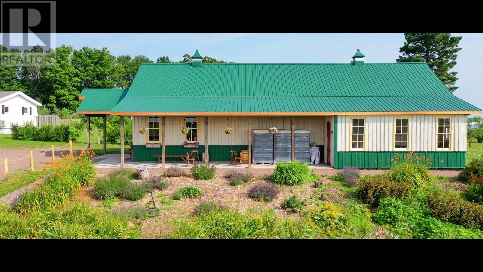 820 Millboro Road, Wheatley River, Prince Edward Island  C0A 1N0 - Photo 14 - 202510002