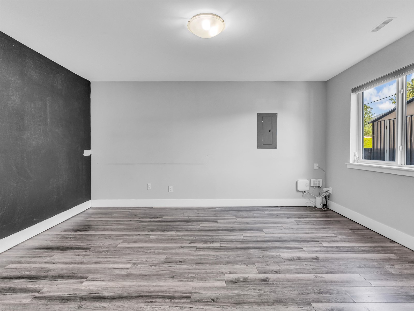 45614 Herron Avenue, Chilliwack Proper West, Chilliwack, British Columbia  V2P 3G9 - Photo 8 - R3000350