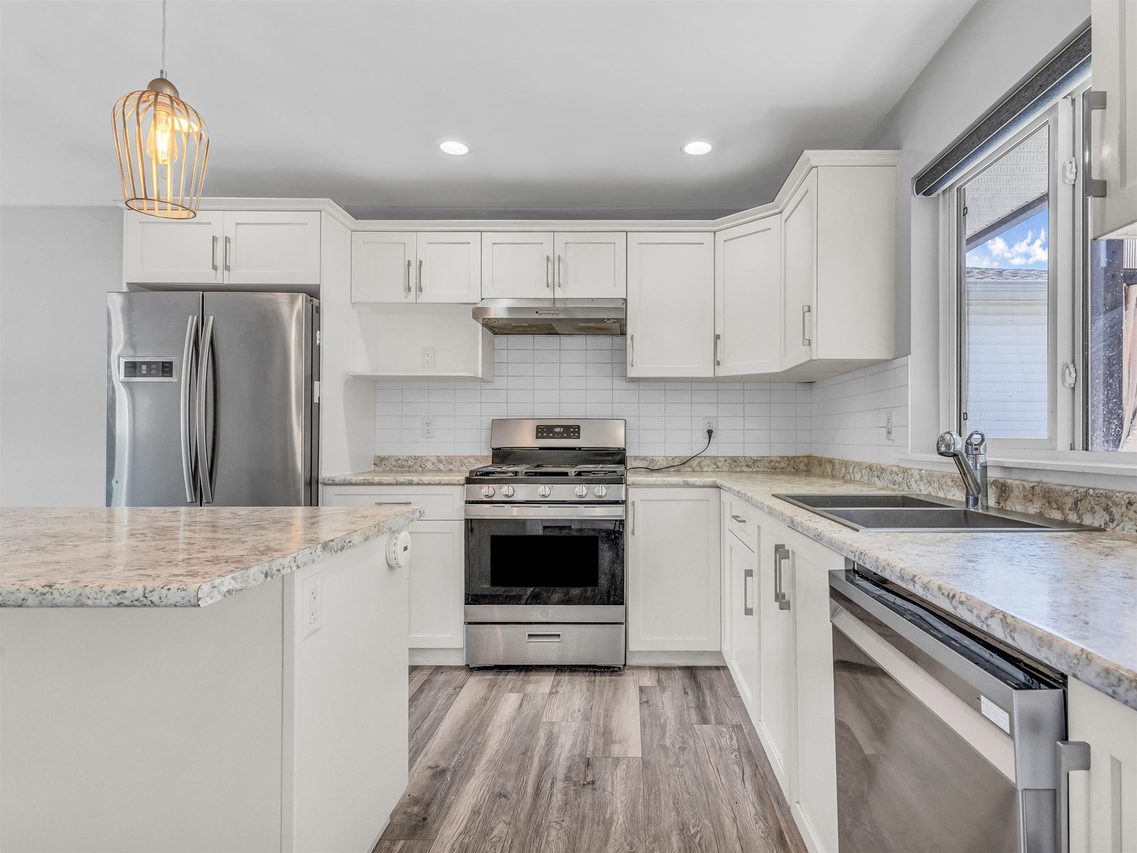 Property at 45614 HERRON AVENUE image 5
