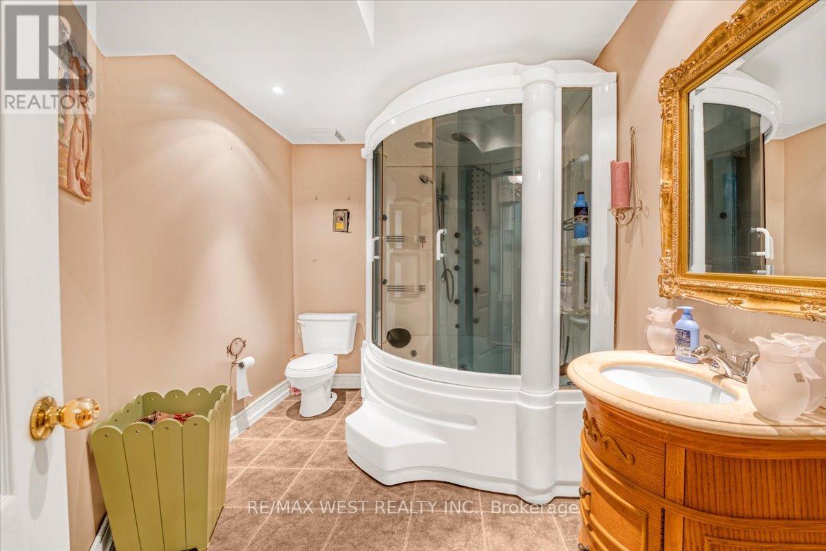 155 Villandry Crescent, Vaughan, Ontario  L6A 2P8 - Photo 39 - N12025390