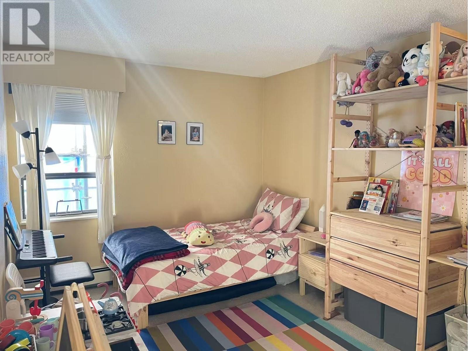 403 1340 Duchess Avenue, West Vancouver, British Columbia  V7T 1H6 - Photo 6 - R3000613