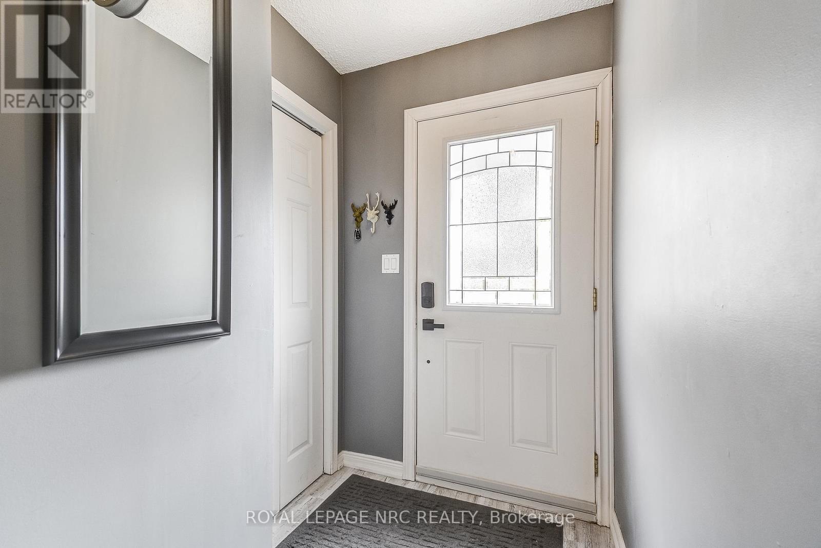 Property at 11 - 159 CANBORO ROAD image 3