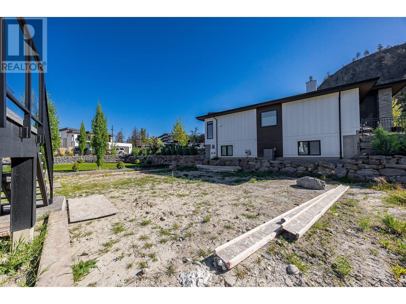 9489 Ledgestone Road, Lake Country, British Columbia  V4V 0A4 - Photo 56 - 10346533