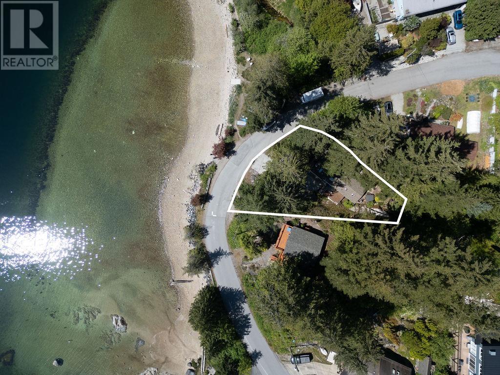Property at 7622 SECHELT INLET ROAD image 3