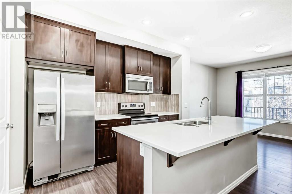 Property at 532 Evanston Link NW image 5