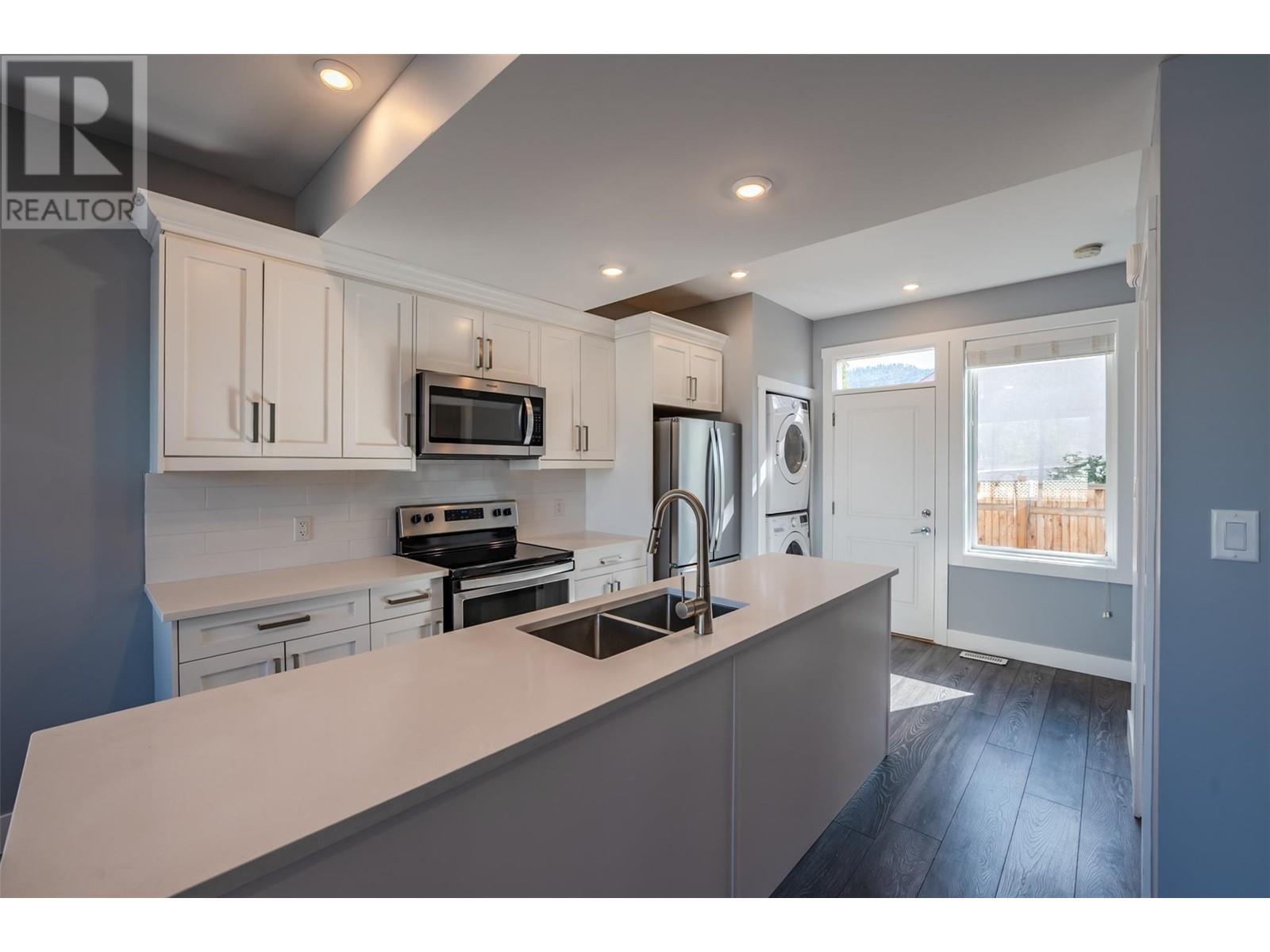 Property at 703 Forestbrook Drive Unit# 102 image 5