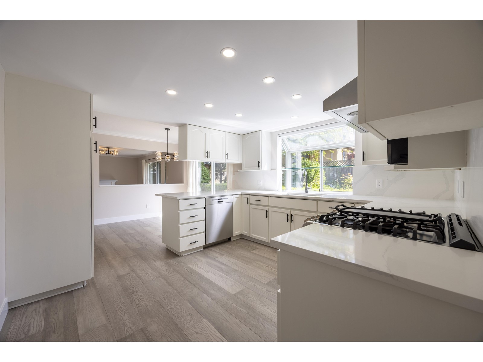 1032 164 Street, Surrey, British Columbia  V4A 8R2 - Photo 8 - R3000361