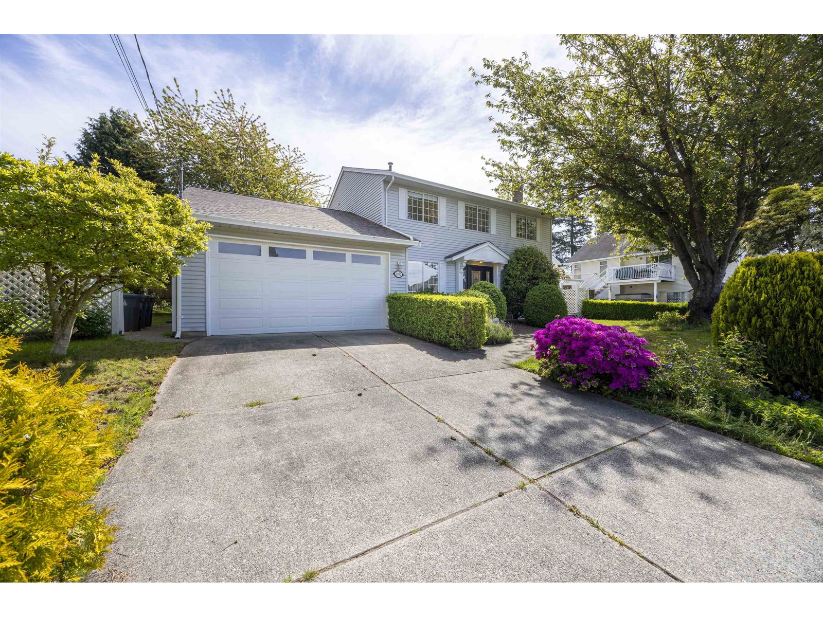 1032 164 Street, Surrey, British Columbia  V4A 8R2 - Photo 1 - R3000361