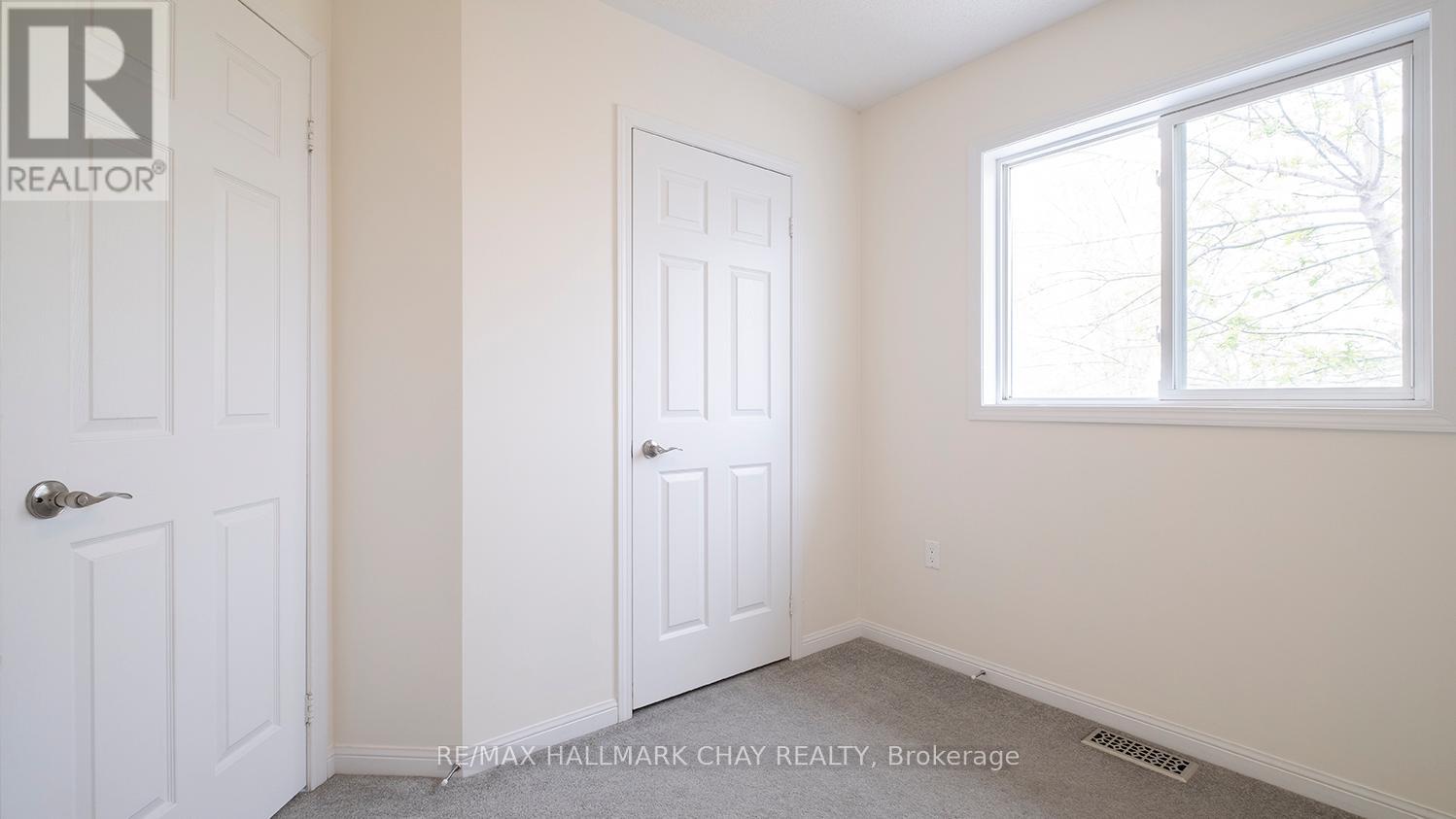 154 Maplewood Drive, Essa, Ontario  L0M 1B4 - Photo 30 - N12114888