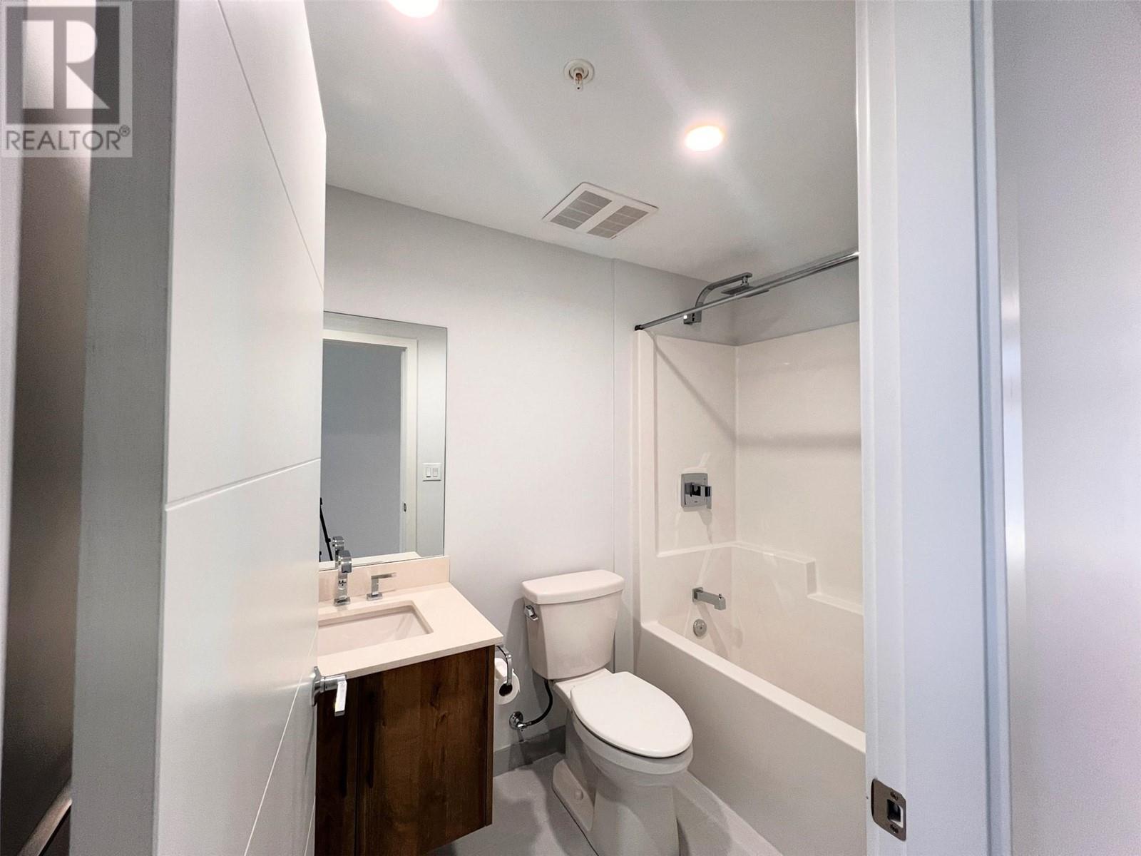 13415 Lakeshore Drive Unit# 204, Summerland, British Columbia  V0H 1Z1 - Photo 13 - 10346537