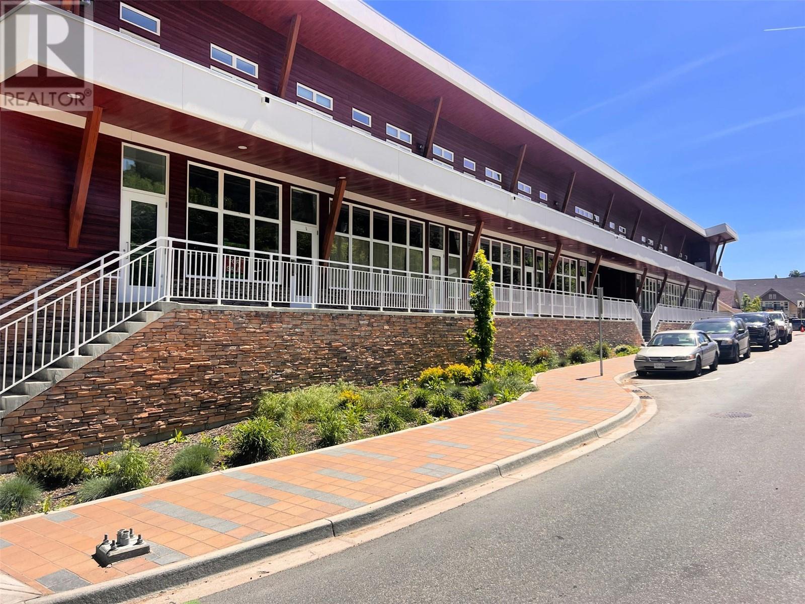 13415 Lakeshore Drive Unit# 204, Summerland, British Columbia  V0H 1Z1 - Photo 4 - 10346537