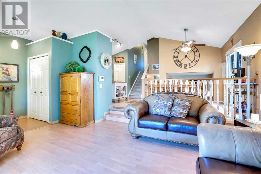 189 Coventry Place Ne, Calgary, Alberta  T3K 4A6 - Photo 6 - A2218895